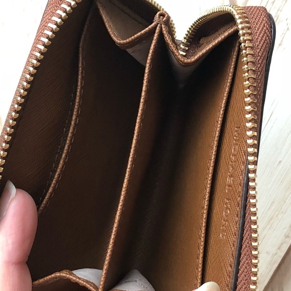 🔥ON SALE🔥 Michael kors Fulton coin case - Picture 4 of 8